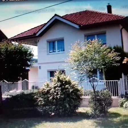 In Heviz/balaton 36758 Heviz