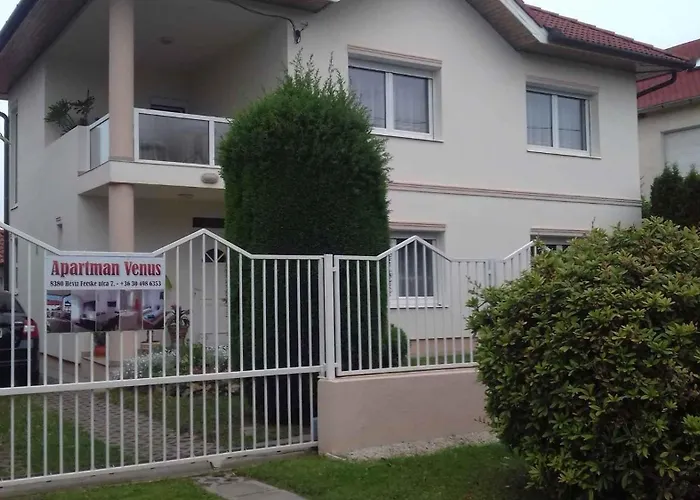 In - Balaton 36758 아파트 *